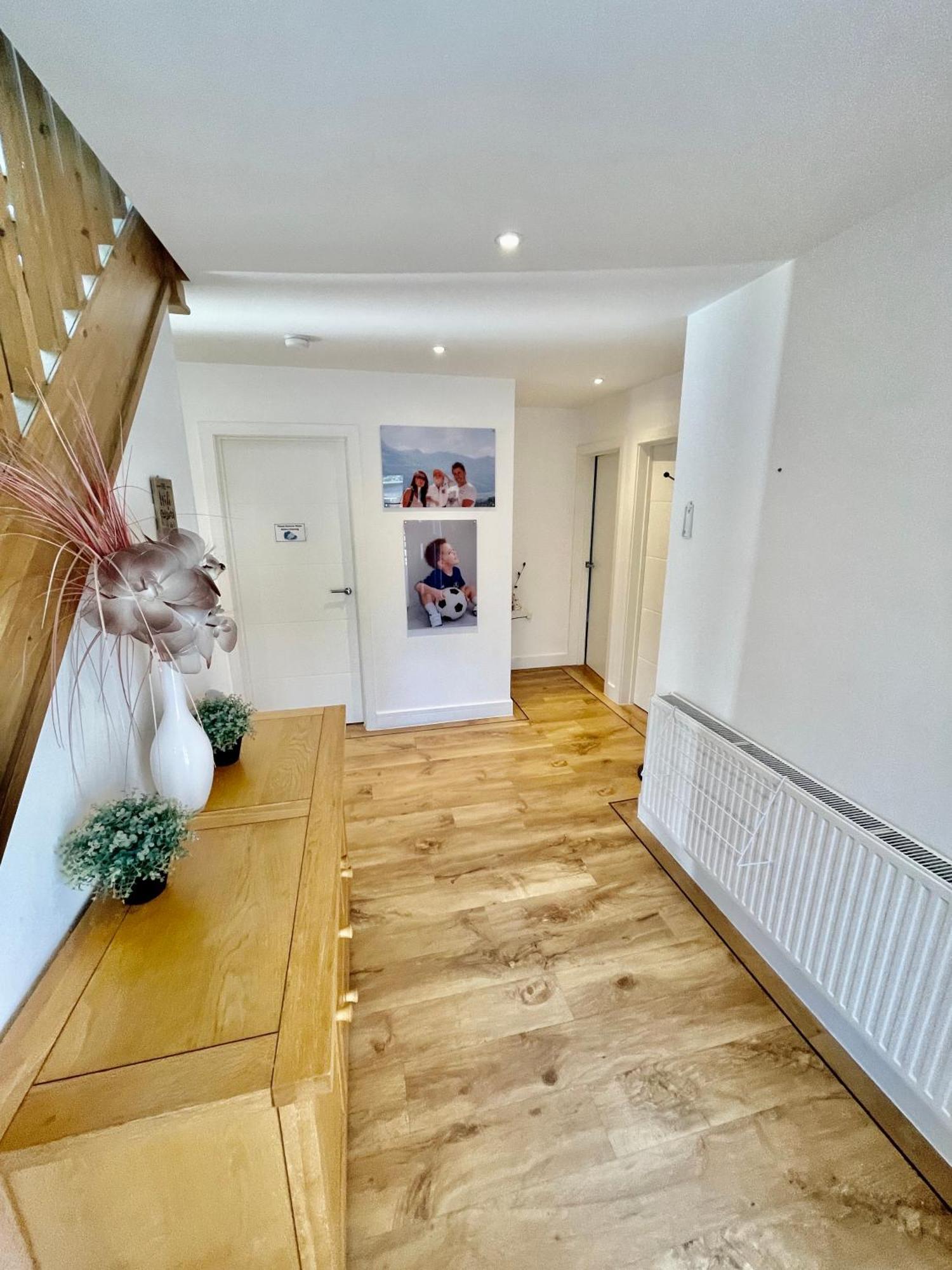 Four Corners Holiday Home Hot Tub & Sauna Ferndown Esterno foto
